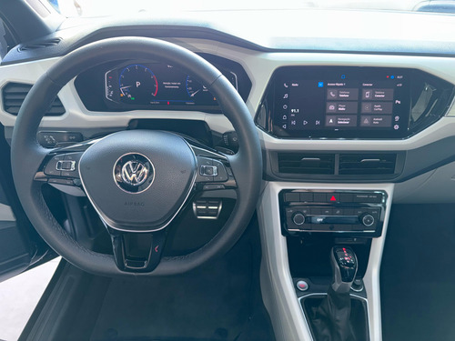 Volkswagen T-Cross 1.4 250 TSI TOTAL FLEX HIGHLINE AUTOMÁTICO