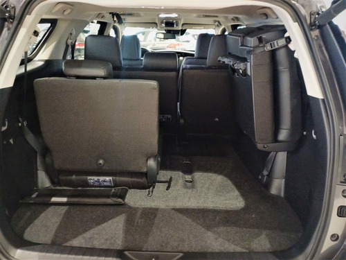 Toyota SW4 Toyota SW4 SRX Platinum 2.8 Turbodiesel 4x4 (Aut.) (7 Lugares)