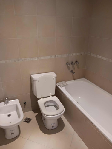 3 Amb Semipiso 2 Baños 2 Dorm Balcón Split Lujo Categoría. Apto Profesional