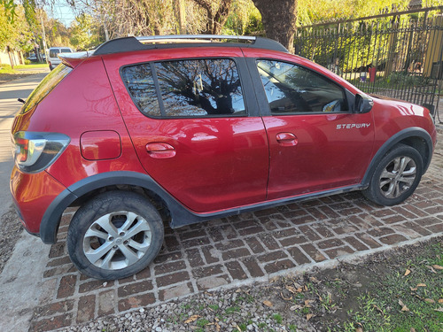 Renault Sandero Stepway 1.6 Privilege 105cv