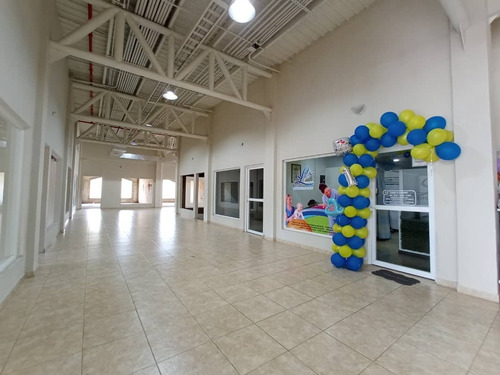 Imagen 9 de 10 de Local En Alquiler C.c. Macarena Plaza - La Cruz (3489-32)