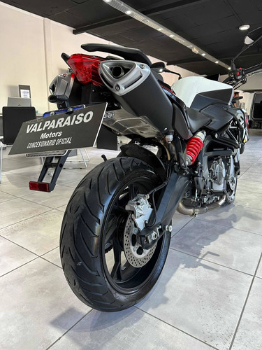 Imagen 16 de 17 de Benelli Tnt 600i