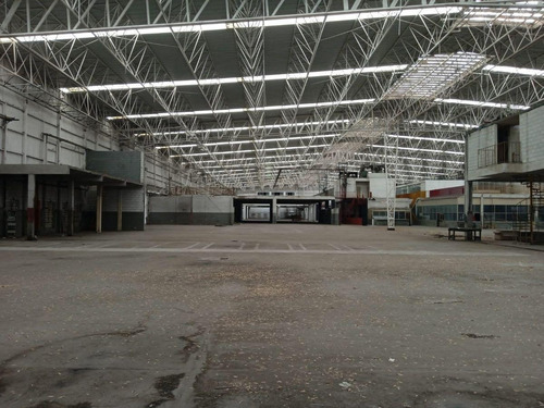 Nave Industrial De 82,311.40 En San Nicolás De Los Garza