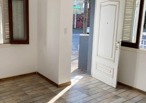 Casa En Venta - 3 Dormitorios 1 Baño - Pergamino