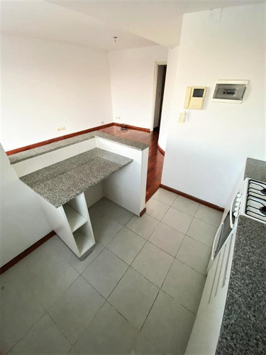 Imagen 6 de 13 de Departamento De 2 Dormitorio En Venta