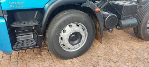 Iveco Tector 31-300 8x2 Azul Iveco 12 Pneus 0 Km Conservado
