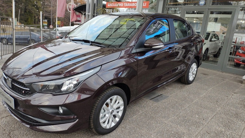 Imagen 1 de 17 de Fiat Cronos 1.3 Drive My23 Mt5 0km 2023