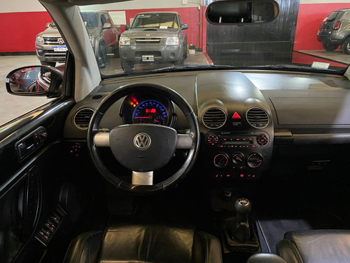 Volkswagen New Beetle 2.5 Sport