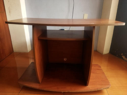 Mesa De Televisor Tv Y Sonido, De Aglomerado. 