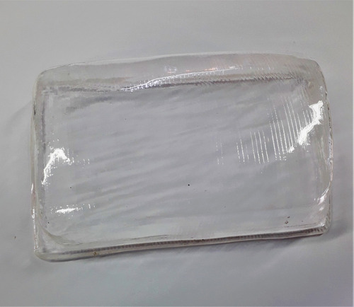 Imagen 2 de 3 de Plastico De Semioptica De Suzuki Alto Año 1996-2000