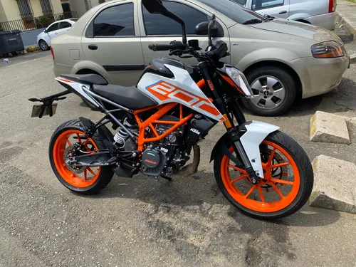200 Duke Ng (generación 2) Wo Modelo 2025