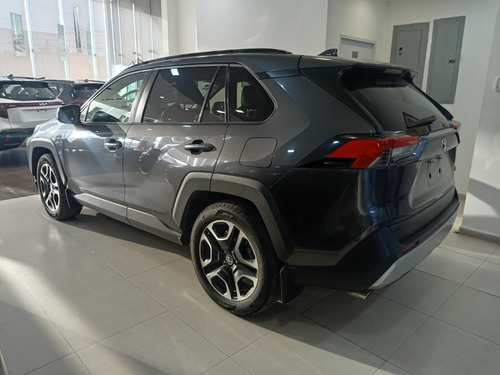 Toyota RAV4 2.5 Adventure 4wd At