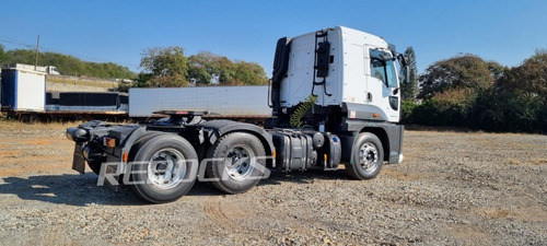 Imagem 8 de 13 de Ford Cargo 2842 6x2 2015/15 40327km (8920)