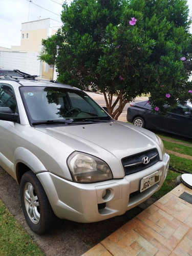 Hyundai Tucson Gl Automática