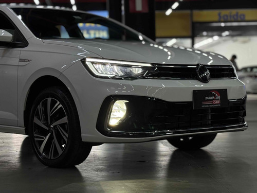 Volkswagen Virtus 1.0 200 TSI HIGHLINE AUTOMÁTICO