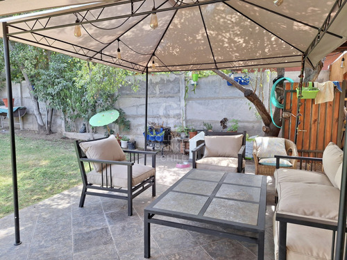 Casa En Venta De 3 Dorm. En Colina