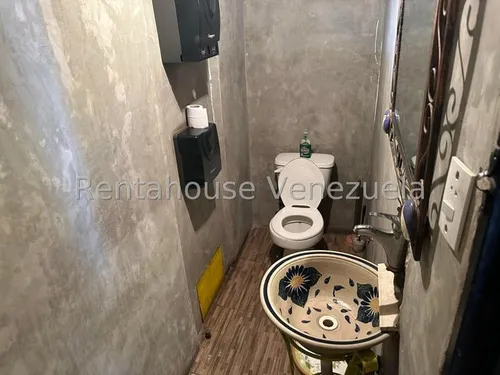 En Venta Fondo De Comercio, En El Hatillo. Tiene Como Objeto Principal La Preparacion, Venta Y Distribucion De Comida Casera