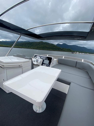 Imagem 12 de 25 de Intermarine 545 - 2011 - 2x Volvo 800 Hp - Ñ Azimut Sessa