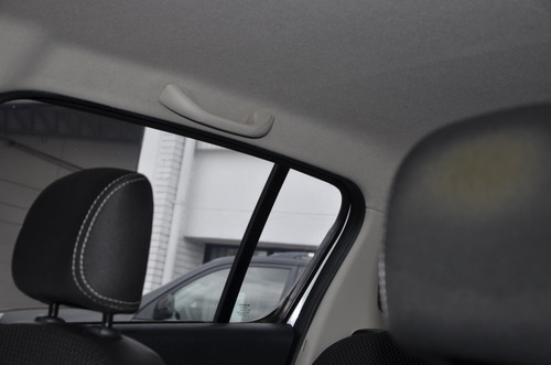 Imagen 12 de 20 de Renault Sandero Expression 1.6 Mecanico Hb