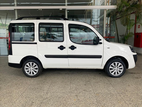Imagem 6 de 15 de Doblò 1.8 Mpi Essence 7l 16v Flex 4p Manual