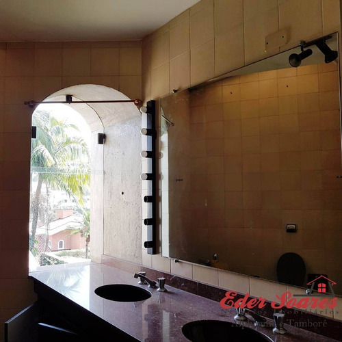 Imagem 9 de 15 de More Em Uma Casa Com Total Privacidade No Residencial 1 - Es1695