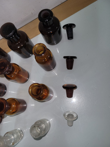 Antiguo Frascos Tapón Años 20 Boticario Farmacia Adorno Lote (Usado)