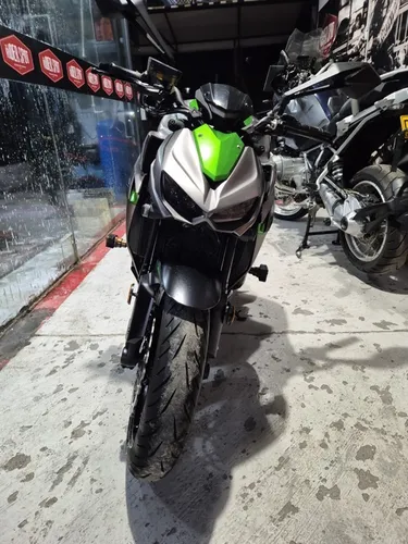 Kawasaki Z1000