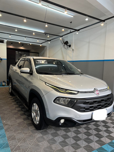 Fiat Toro 1.8 Endurance 16v Flex 4x2 Aut. 4p