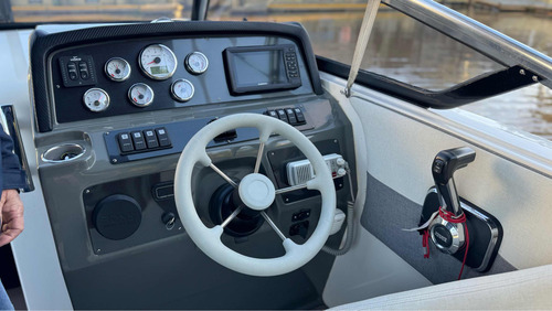 Crucero Lancha Canestrari 280 2021 Volvo 350 Hp Duo Prop
