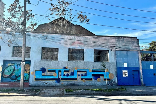 Propiedad Industrial Comercial En Venta, Santiago