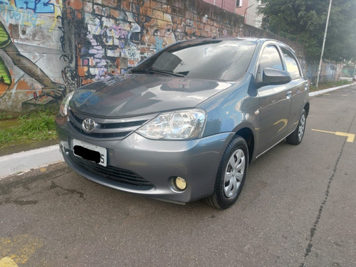 Toyota Etios Hb X 2014/2015 1.3 - Completo