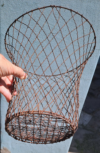 Cesto De Alambre Antiguo Escolar Gris