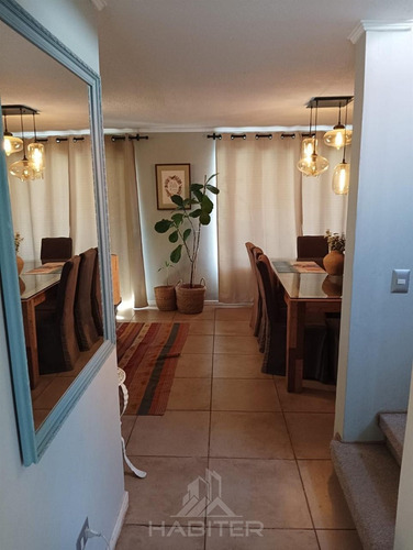 Casa En Venta De 3 Dorm. En Curicó