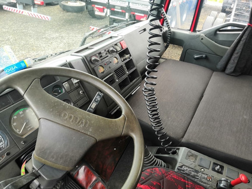 Imagem 7 de 8 de Iveco E Tector 230e24 2008
