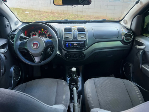 Fiat Siena 1.4 MPI ATTRACTIVE 8V FLEX 4P MANUAL