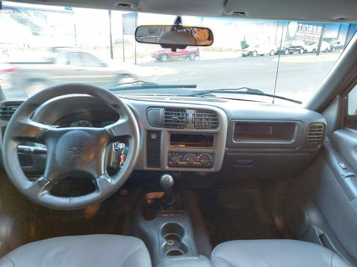 Imagem 8 de 12 de Chevrolet S10 2.4 Advantage 4x2 Cd 8v Flex 4p Manual