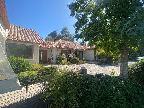 Imagen 2 de 30 de ¡oportunidad! Gran Casa, En Sector Lo Pinto, Chicureo