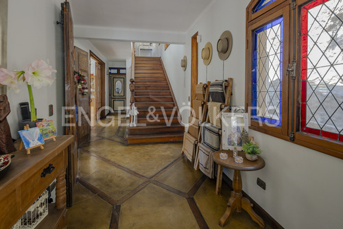 Gran Terreno Con Casa Y Cuatro Cabañas En El Arrayán
