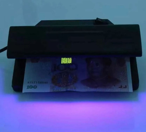 Imagen 2 de 6 de Maquina Detector De Billetes Falsos Luz Uv 4w 220v Portátil