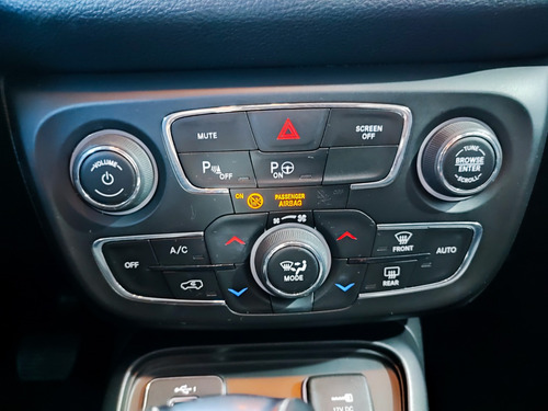 Jeep Compass 2.0 16V FLEX LONGITUDE AUTOMÁTICO