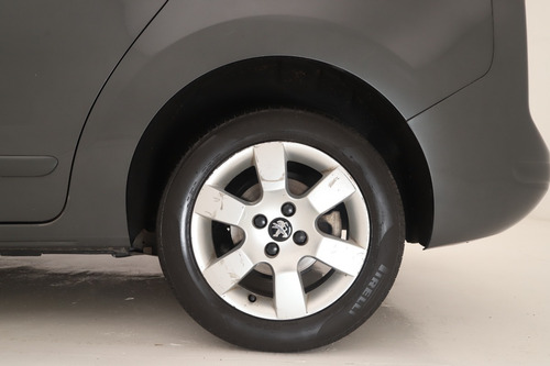 Imagen 17 de 25 de Peugeot 5008 Allure Tiptronic 2017