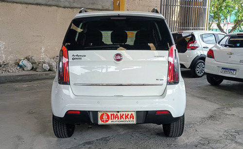 Fiat Idea 1.6 16v Essence Flex 5p