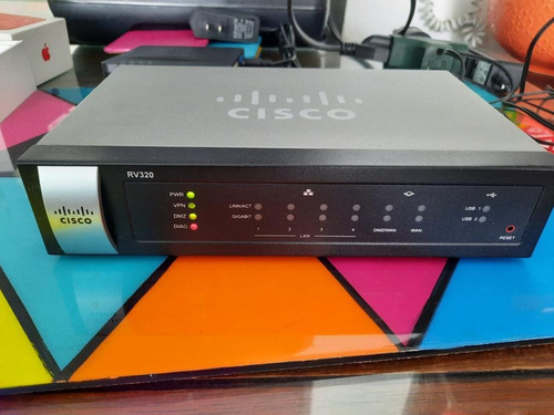 Router Cisco Rv320 