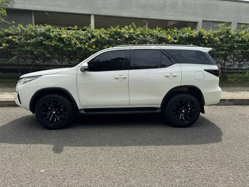 Toyota Fortuner 2.7l