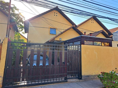 Se Vende Casa Familiar De 3 Dormitorios 2 Baños En Quilicura