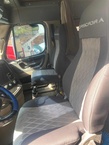 Tractocamion Dina