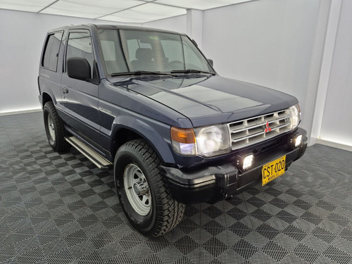 Mitsubishi Montero 3.0 V13