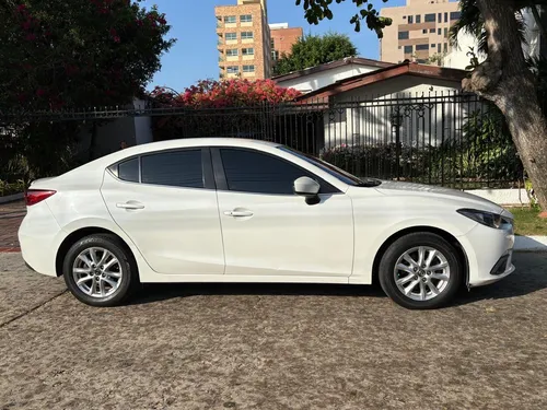 Mazda 3 2.0 Touring At
