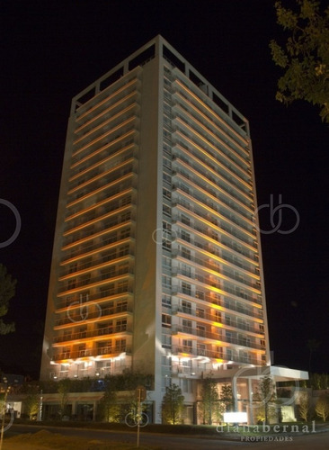 Imagen 19 de 19 de Punta Del Este, 2 Dormitorios Con Amplia Terraza Y Servicios.- Ref: 54484