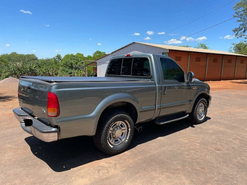 Imagen 3 de 10 de Ford F250 4x2 Mec
